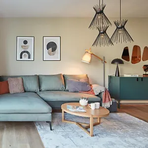  Apartment Days - Stylish With Terrace - Parking - Quiet Area