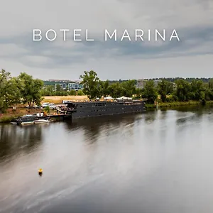 Bateau-hôtel Marina, Prague