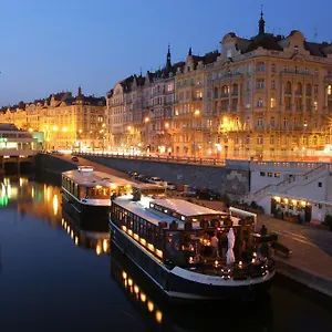Bateau-hôtel Boat Matylda, Prague
